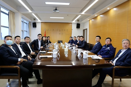 三棵樹涂料公司副總裁率隊來集團(tuán)公司考察交流