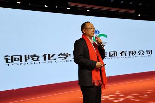 春節來臨之際，集團公司領導通過上門、打電話等方式，慰問了集團公司級退休老領導，給他們送去企業的關愛和節日祝福。 集團公司總經理吳亞在張鳳騰、蔡惠民（省勞模）家中慰問時，向他們通報了集團公司去年的經營業績、當前面臨的困難與挑戰、2026年的工作目標和措施、下一步的發展思路發展方向。集團公司黨委書記、工會主席汪華慰問了袁菊興、馬國校。集團公司副總經理陳勝前慰問了陳孝厚、古衛國。集團公司副總經理陳彬慰問了江興海、王志強。集團公司副總經理查文泉慰問了王世?。ㄊ谀＃?、潘建。集團公司副總經理潘明慰問了汪永華、王慶成